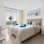Mabelle Luxury Ocean View Apartment