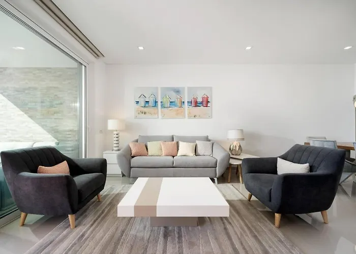 Mabelle Luxury Ocean View Apartment
